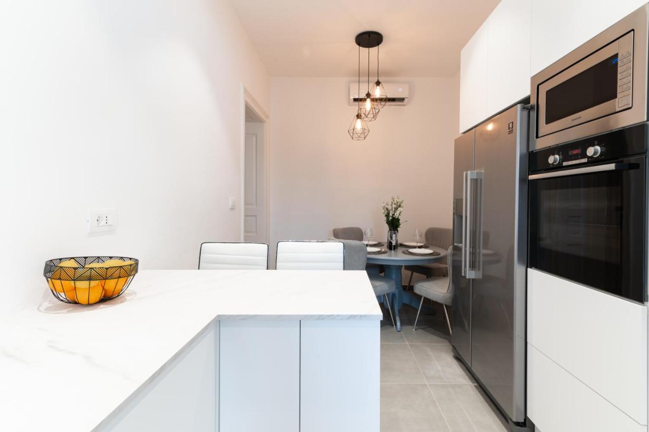 Tom'S Luxury Apartment Zadar, Branimirova Obala المظهر الخارجي الصورة